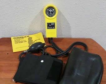 1976 Marshall Astropulse 10 Home Blood Pressure Kit Sphygmomanometer