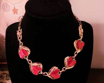 Gold Tone Necklace with Hearts Unmarked 17 3/4" St Valentines Day