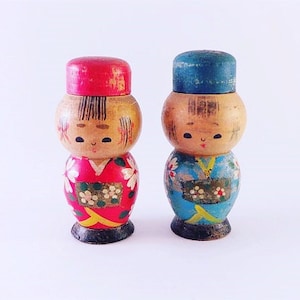Vintage Handmade Wood Kokeshi Salt & Pepper Shakers Wooden Kokeshi Dolls