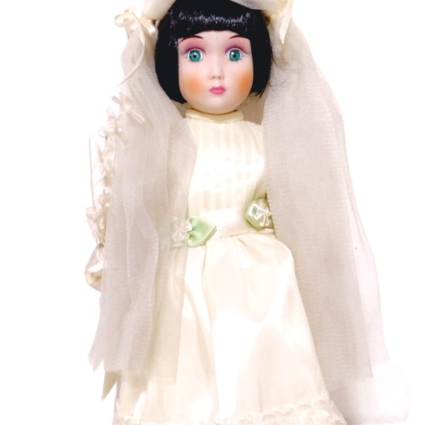 The Danbury Mint Betsy a Flapper Bride Porcelain Doll, Collectible Doll
