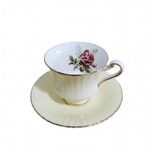 Vintage Paragon By Appointment to Her Majesty the Queen Light Yellow Rose Floral Design Tea Cup and Saucer Fine Bone China