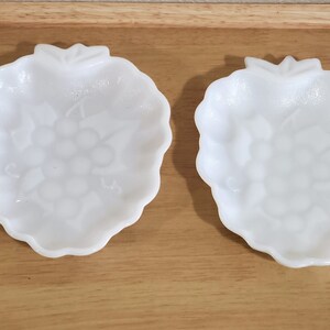 Vintage White Milk Glass Grape Pattern Bowls Candy Dishes, Collectible ...