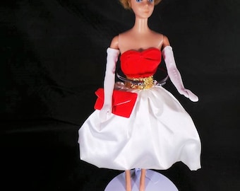 Vintage Barbie Bubble Cut in Silken Flame and Red Flare Coat Outfits Mattel