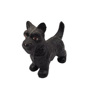 Vintage Dog Scottish Terrier Figurine Cast Iron Metal
