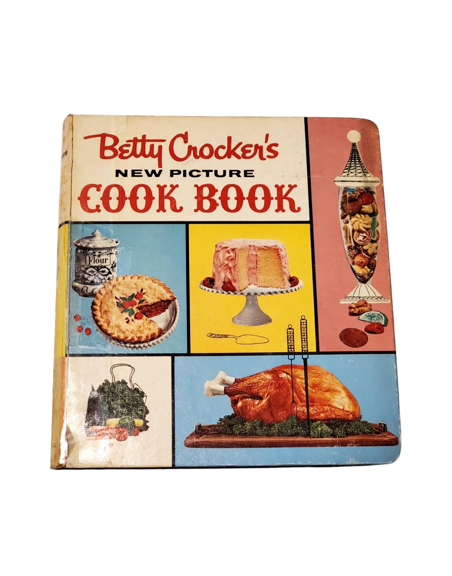 1961 Betty Crocker's New Picture Cook Book 1st Edition 1th