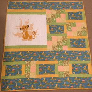 Disney Lion King Theme Throw Quilt