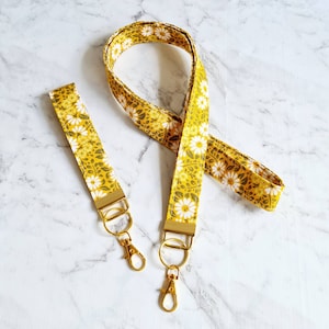 Daisy Lanyard/Mustard Yellow Lanyard/Daisy Key Fob/Lanyard/Work Lanyard/Mustard Keyfob/Mustard Yellow Key Fob/Key Fob/Lanyard for Keys