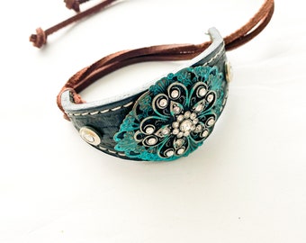 Black Leather, Turquoise Detail cuff