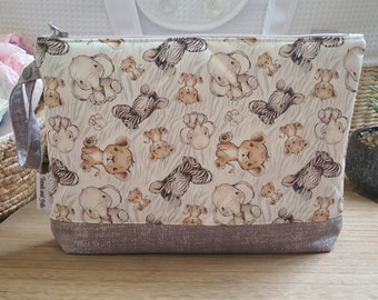 Nappy Wallet / Nappy Clutch / Nappy Bag - Cute African Animals Sm