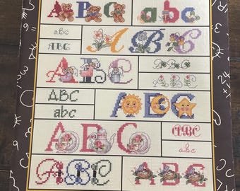 Punto de cruz en orden alfabético, Good Natured Girls Orden alfabético, Punto de cruz Punto de cruz contado, Libro n.° 24503