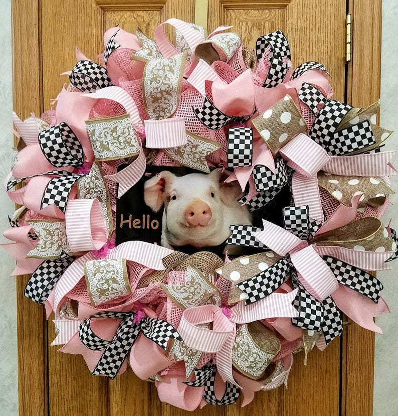 Pink Pig Wreath Animal Wreath Farmhouse Decor Pig Decor Etsy