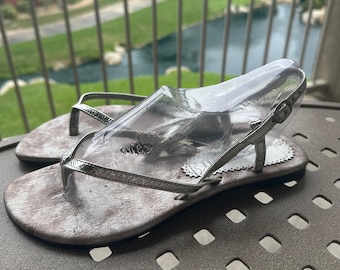 Sandalias de piel metalizada plateada VS Leather Salon