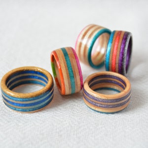 5 pack Beautiful rings made from recycled skateboards. Upcycled skateboards eco-friendly