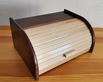 Two-Tone Wooden Bread Box: Farmhouse Bakery Storage
