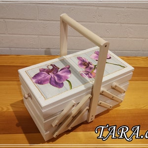Sewing box accordion, wood sewing box, sewing kit organizer, make up storage, large storage box, jewelry casket with floral pattern, custom