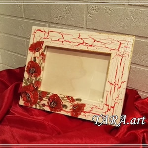 Decoupage frame, wooden frame,  home decor, wall decor, wood frame, small picture frame, photo frame, home decor, flowers, red poppies.