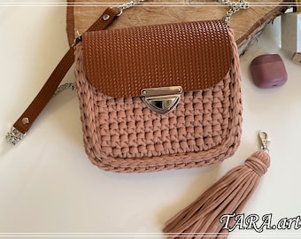 Crochet T-Shirt Yarn Bag: Handmade Shoulder Purse with Leather Flap