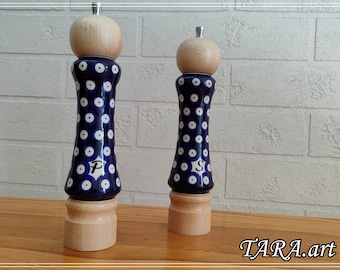 Set of salt and pepper mill made from wood and porcelain, Set of salt and pepper grinder, 2 pieces of handmade wooden and ceramic grinders