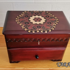 Big jewelry box with mirror and drawer, wooden jewellery holder, jewelry storage, jewelry organizer, gift for woman, brown box with ornament
