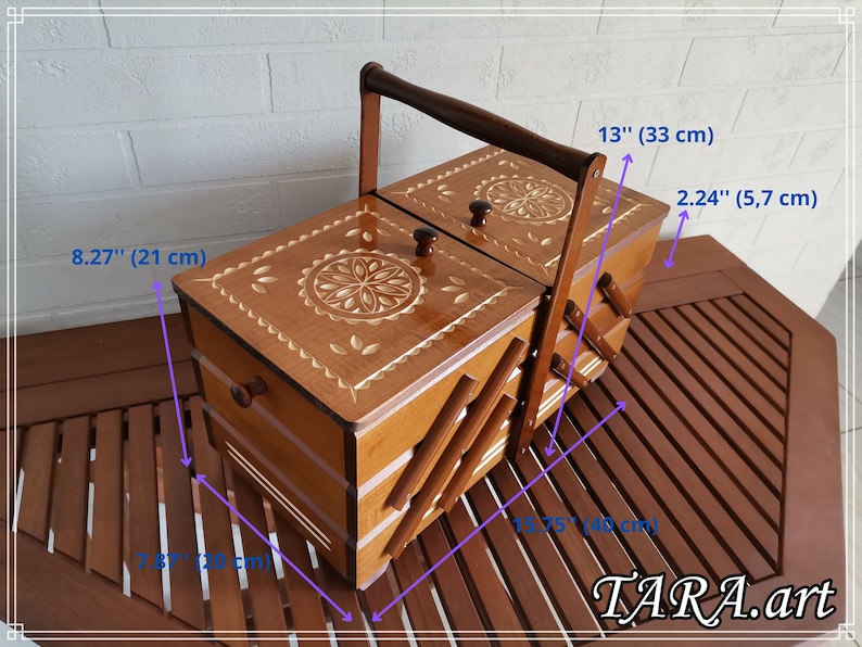 Boîte à couture brune, boîte de rangement en bois pour kit de couture, boîte pliante pour bijoux, grande boîte à couture en bois accordéon, boîte à couture avec couvercles sculptés image 2