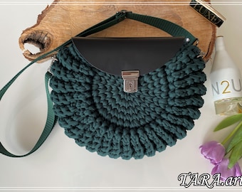 Crochet Round Shoulder Bag: Handmade T-shirt Yarn Purse with Leather Flap