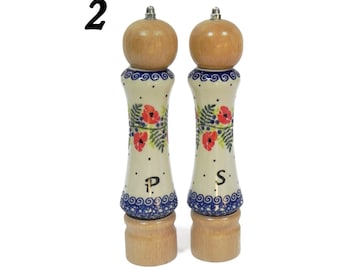 Set of salt and pepper mill made from wood and porcelain, Set of salt and pepper grinder, 2 pieces of handmade wooden and ceramic grinders