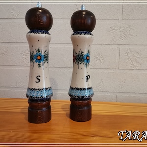 Conjunto de moinho de sal e pimenta em madeira e porcelana, Conjunto de moedor de sal e pimenta, 2 peças de moedor artesanal de madeira e cerâmica