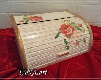 Floral bread box, wooden bread bin, vintage bread box, kitchen decoration with flowers, food storage, Brotkasten, boite à pain decoupage