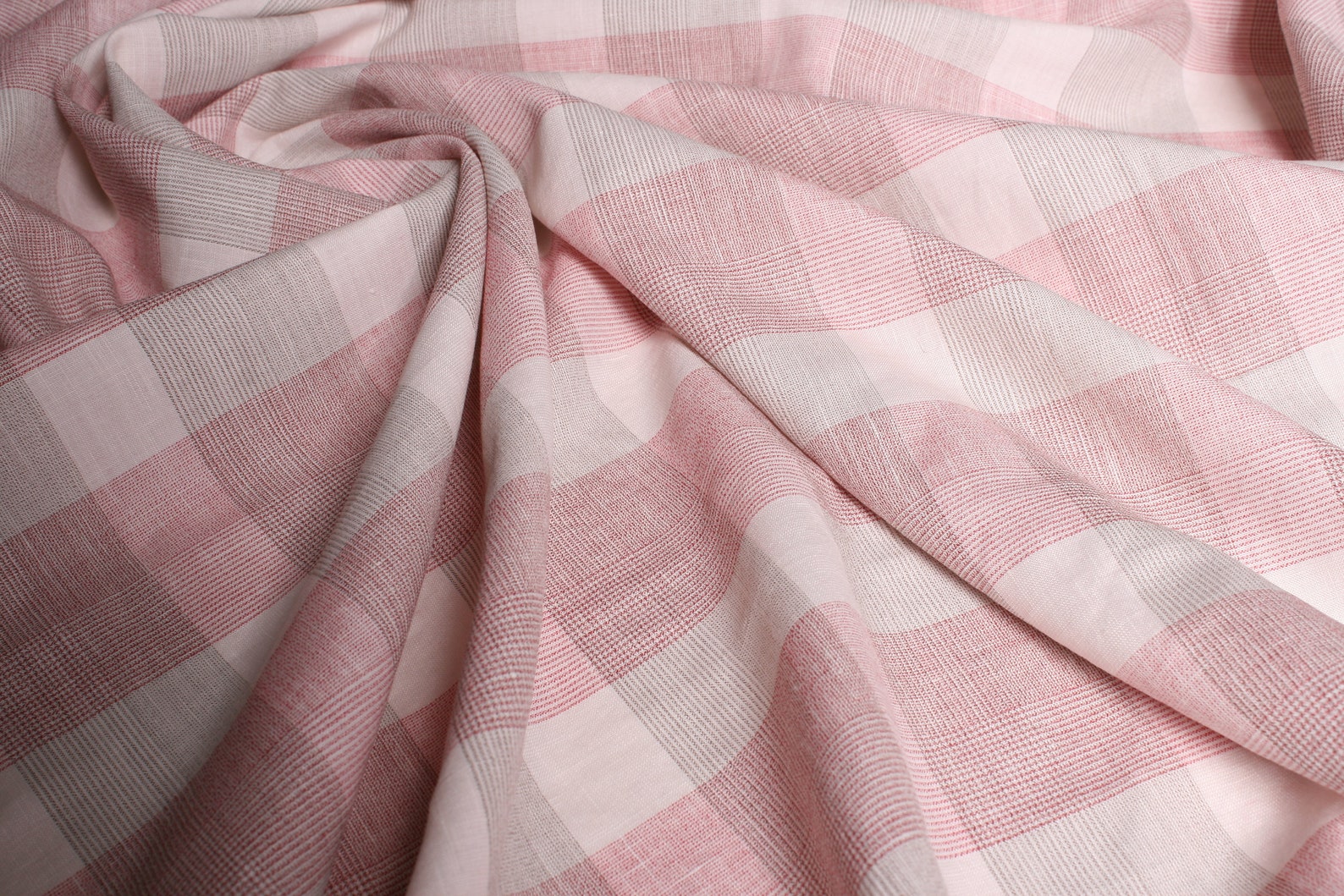 Linen dress fabric in graypink check ArM98 Linen fabric Etsy
