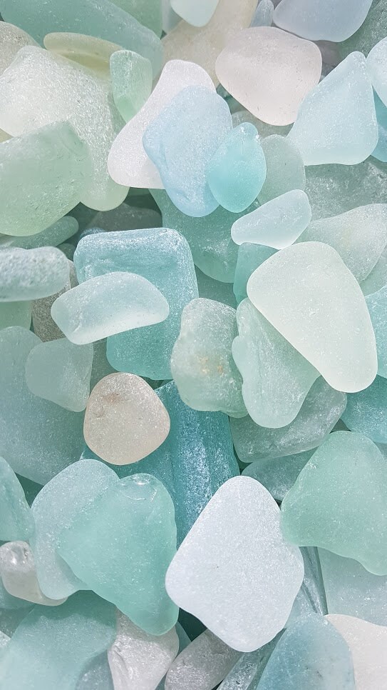 EXAMPLE BUNDLE - 50 Frosted Pieces of Aqua/Light Green/White Scottish…