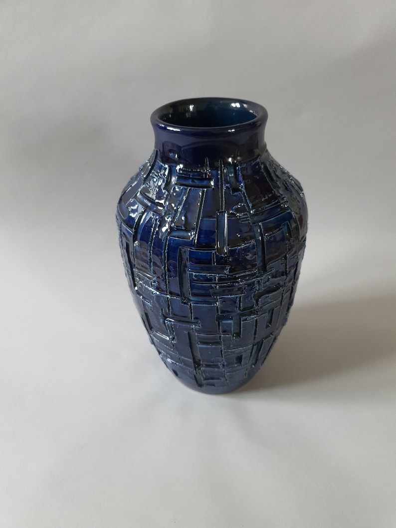 Vase Bitossi unique bleu marine à décor incisé abstrait Italie années 60 image 10