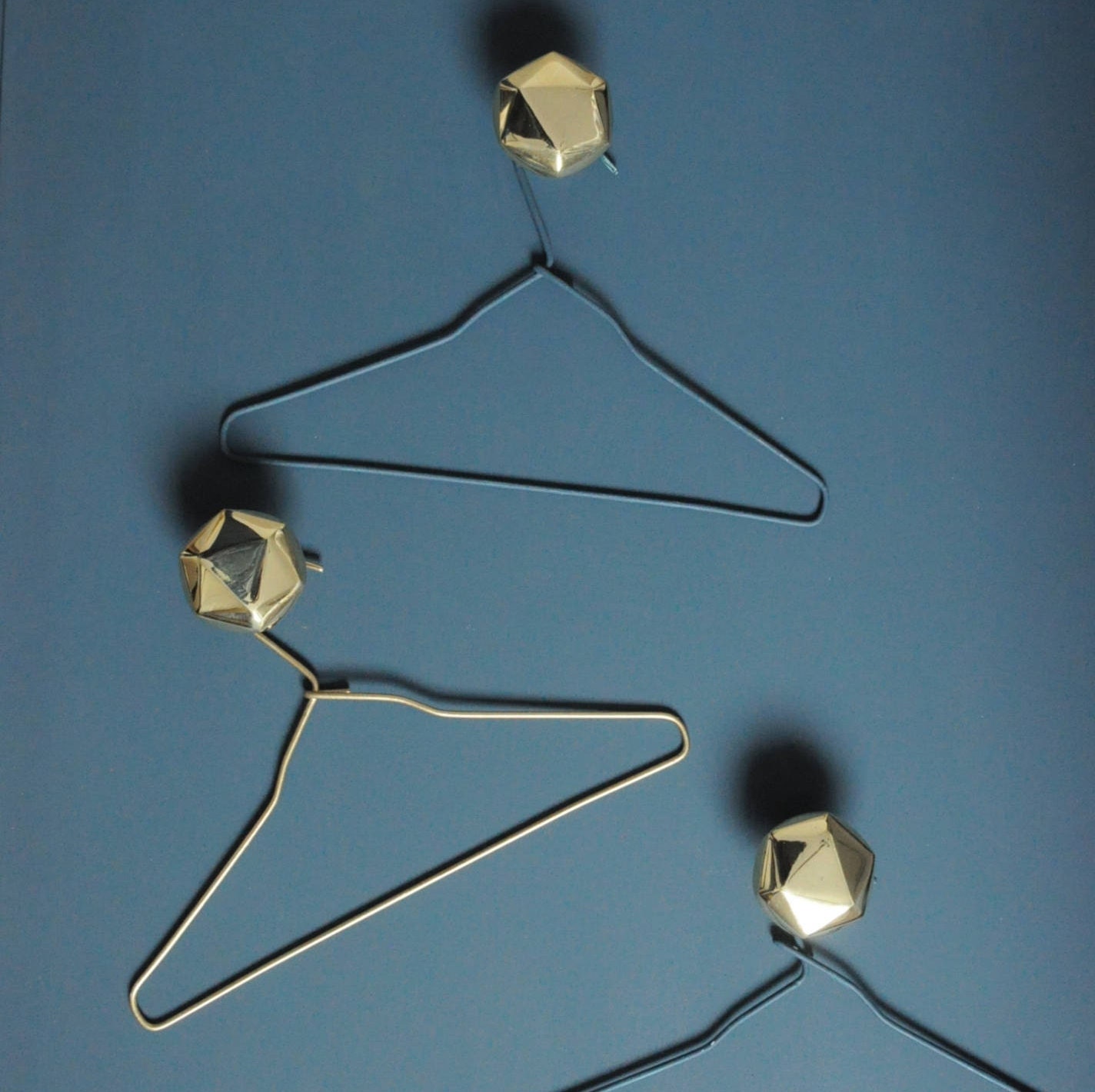 Patère Design en Laiton