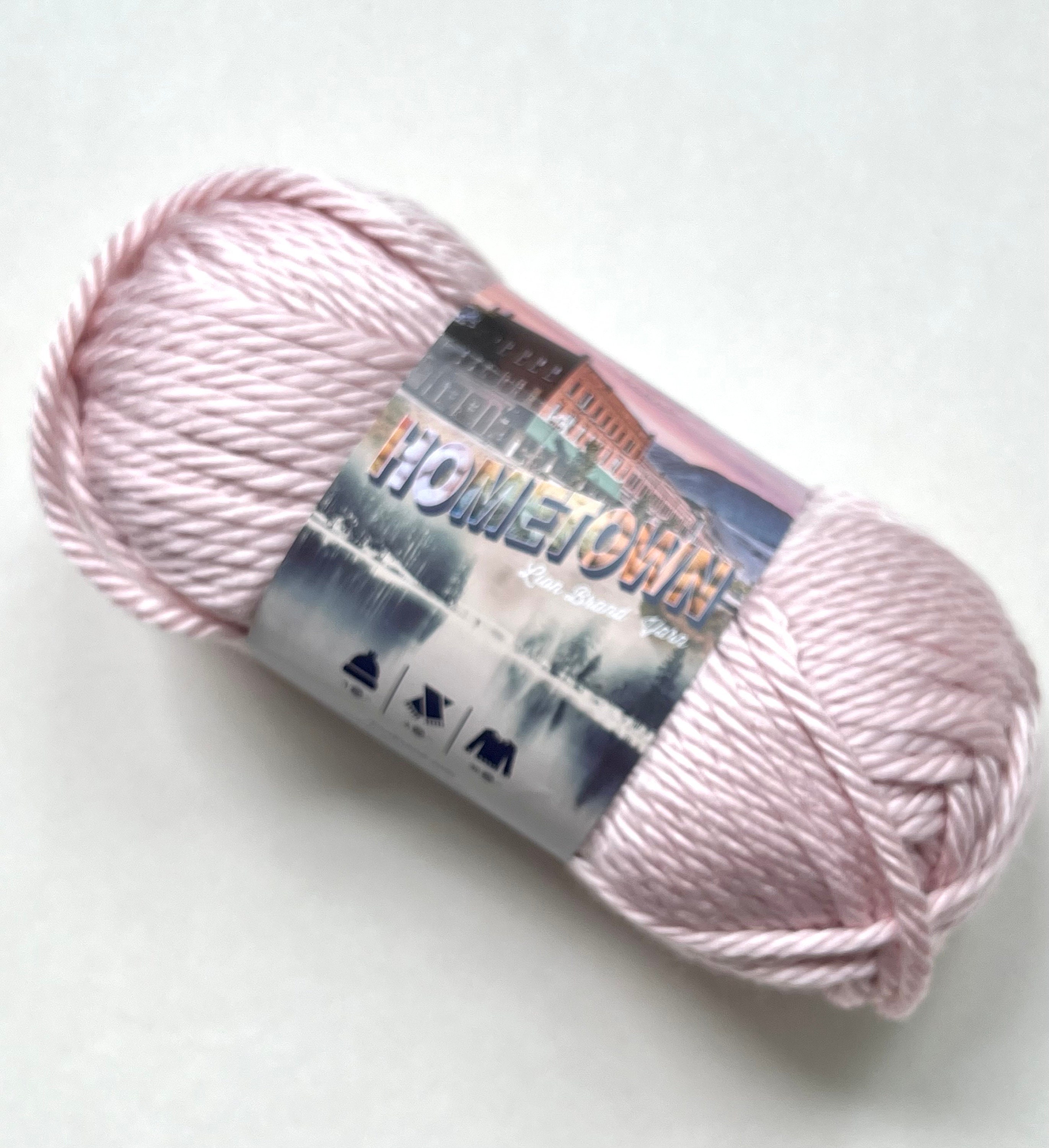 Hometown Lion Brand Yarn in Quartz Dillon, Light Pink Bulky Acrylic Yarn 