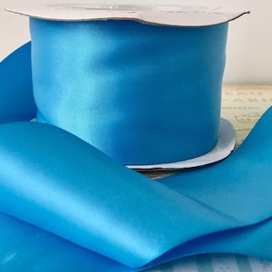 3&quot;Breites Double Face Satin Band in Copenhagen Blue Non Wired lose Ware.&quot;