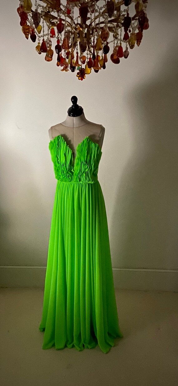 neon green chiffon dress Neon Green Chiffon Gown: Backless Party Dress, Size 8