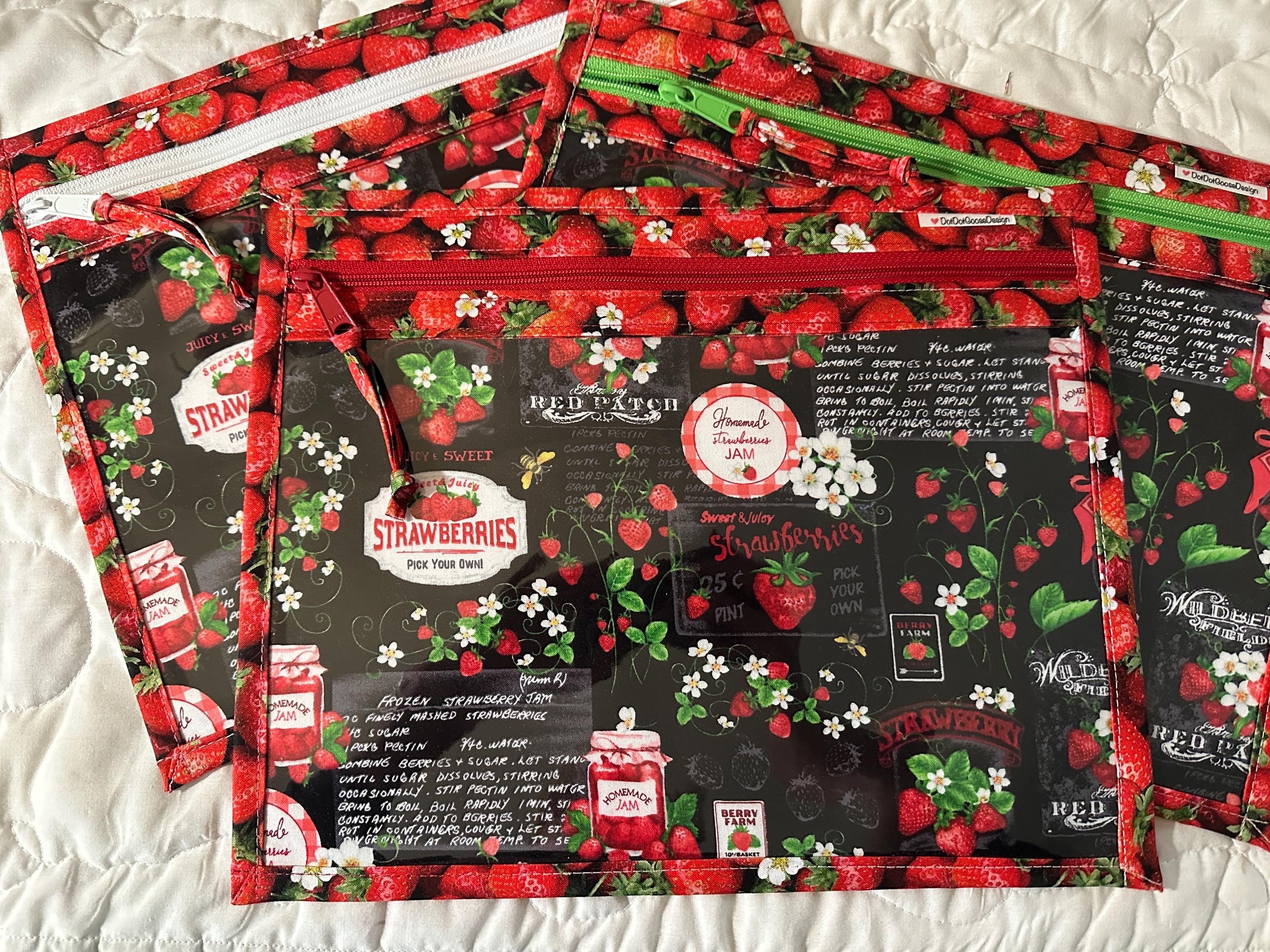 Strawberry Farm Project Bag (limited)