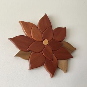 Poinsettia Intarsia