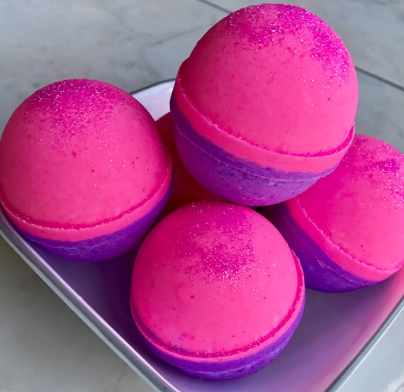 Items similar to Shopkins bath bombs , surprise shopkins bath bombs , kids bath bombs