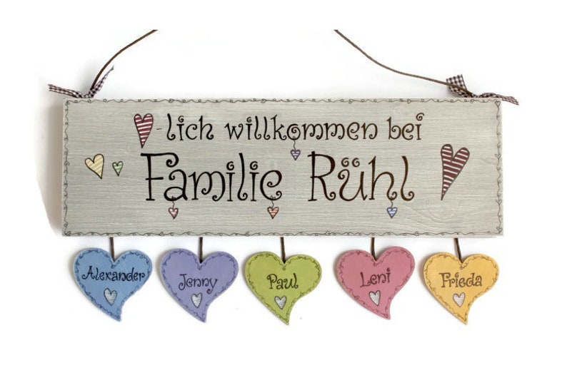 Türschild Familie aus Holz mit Namen personalisiert. Holzschild, Familienschild handbemalt, Haustürschild, Holztürschild für Zuhause. Willkommensschild mit Aufhängekordel. Geschenk zu Hochzeit, Geburt, Umzug, Einzug, Muttertag, Weihnachten.