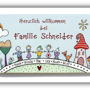 Türschild Familie aus Holz mit Namen personalisiert. Holzschild, Namensschild handbemalt. Haustürschild mit Figuren, Familienschild mit Aufhängekordel. Eingangsschild für das Zuhause. Individuelles Einzugsgeschenk / Hochzeitsgeschenk.