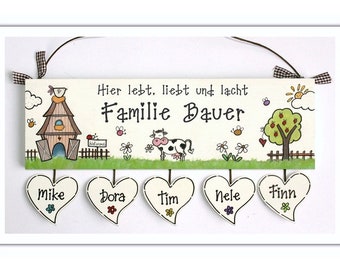 Türschild Bauernhof aus Holz mit Herzanhänger für die Familie  personalisiert mit Namen, Schild mit Kuh,  Holzschild für den Eingang