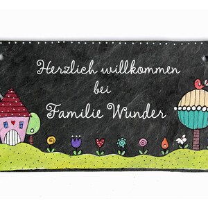 Türschild Familie aus Schiefer mit Name personalisiert. Wetterfestes Schieferschild, Namensschild, Haustürschild, Familienschild, Willkommensschild, Eingangsschild handbemalt. Individuelles Einzugsgeschenk oder Hochzeitsgeschenk.