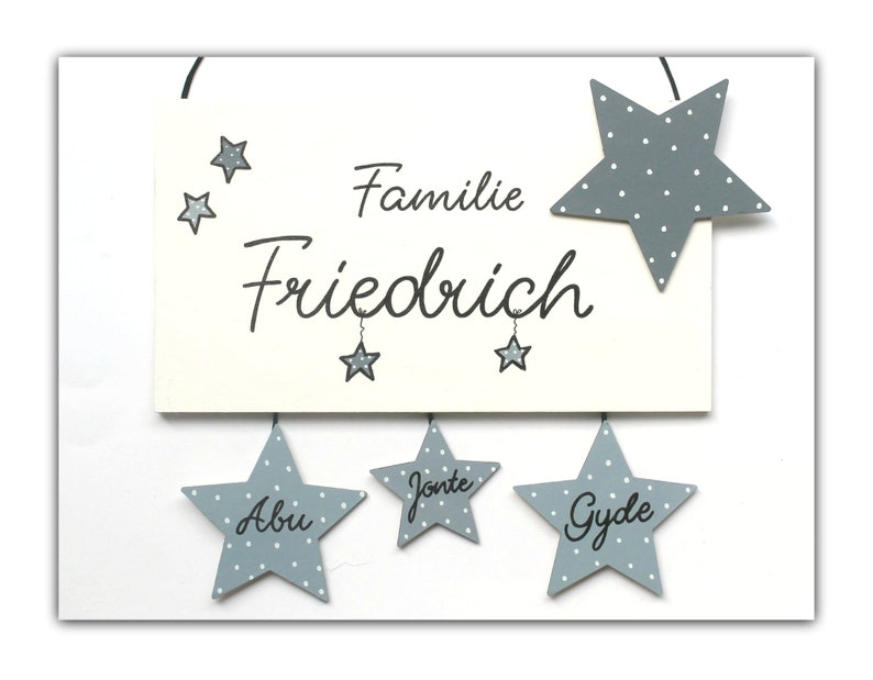 Türschild Familie aus Holz mit Namen personalisiert. Holzschild mit Sternen, Familienschild handbemalt, Haustürschild, Holztürschild für Zuhause. Willkommensschild mit Aufhängekordel. Geschenk zu Hochzeit, Geburt, Einzug, Muttertag, Weihnachten.