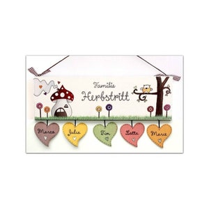 Türschild Familie aus Holz mit Name personalisiert. Holzschild mit Aufhängekordel für die Haustür. Ausgefallenes Hochzeitsgeschenk, Geschenk zum Einzug, Geburtstag, Valentinstag, Muttertag. Familienschild, Haustürschild für das Zuhause.