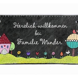 Türschild Familie aus Schiefer mit Name personalisiert. Wetterfestes Schieferschild, Namensschild, Haustürschild, Familienschild, Willkommensschild, Eingangsschild handbemalt. Individuelles Einzugsgeschenk oder Hochzeitsgeschenk.