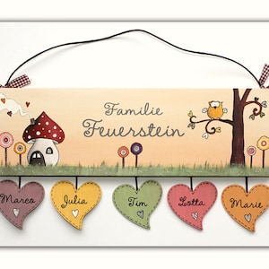 Türschild Familie aus Holz mit Name personalisiert. Holzschild mit Aufhängekordel für die Haustür. Ausgefallenes Geschenk zum Einzug, Umzug, Geburtstag, Valentinstag, Muttertag, Vatertag. Familienschild, Haustürschild für das Zuhause.