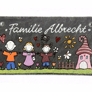 Türschild Familie aus Schiefer personalisiert mit Name. Wetterfestes Schieferschild, Namensschild mit Figuren. Haustürschild, Familienschild, Willkommensschild handbemalt. Geschenk Hochzeit, Geburt, Umzug, Einzug, Geburtstag, Weihnachtsgeschenk.