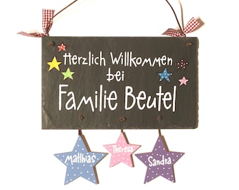 Wetterfestes Türschild aus Schiefer für Familien mit Namen und Sternanhänger personalisiert. Haustürschild, Schieferschild, Namensschild.
