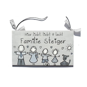 Türschild Familie aus Holz mit Name personalisiert. Holzschild mit Aufhängekordel für die Haustür. Ausgefallenes Hochzeitsgeschenk, Geschenk zum Einzug, Geburtstag, Valentinstag, Muttertag. Familienschild, Haustürschild für das Zuhause.