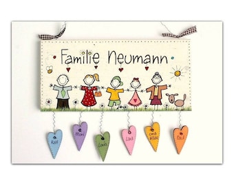 Türschild Familie Holz mit Namen der Familie personalisiert | Haustürschild mit Herzanhänger | Familienschild | Holzschild | Namensschild